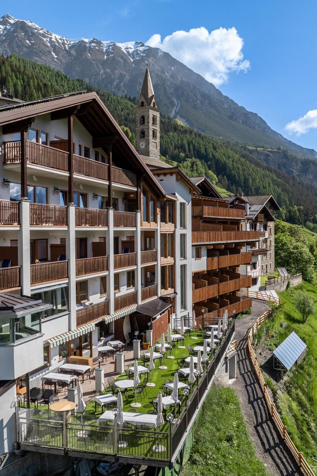 Hotel Miravalle Isolaccia Exteriör bild